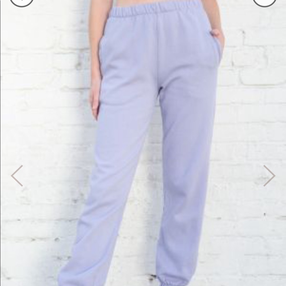 Brandy Melville Rosa Sweats